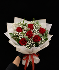 6 ROSAS ROJAS